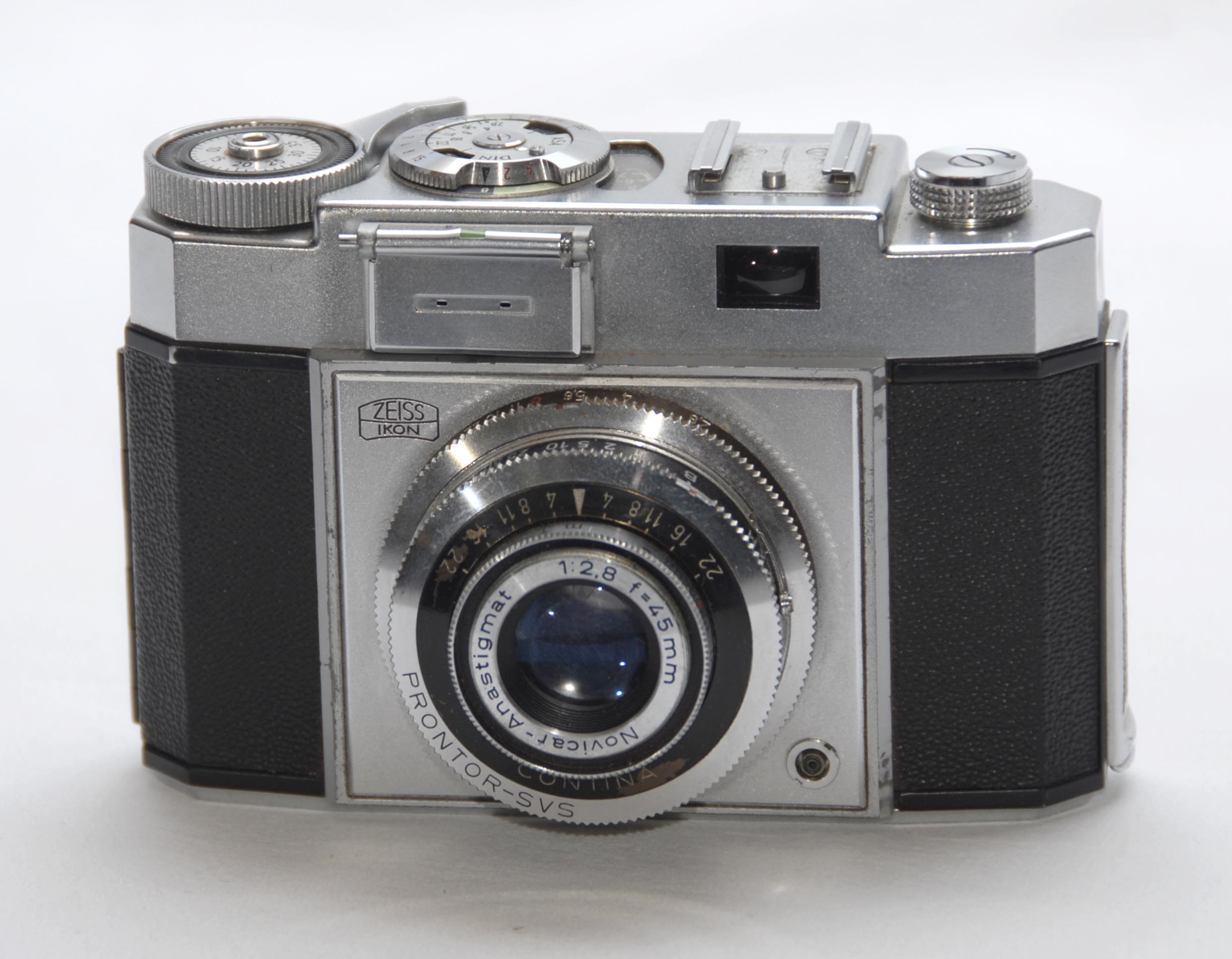 ZEISS IKON CONTINA Iia 527/24
